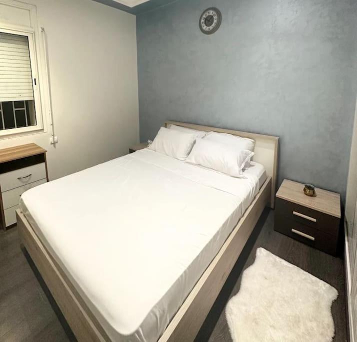 ラバトLuxurious 3 Beds Agdalアパートメント エクステリア 写真