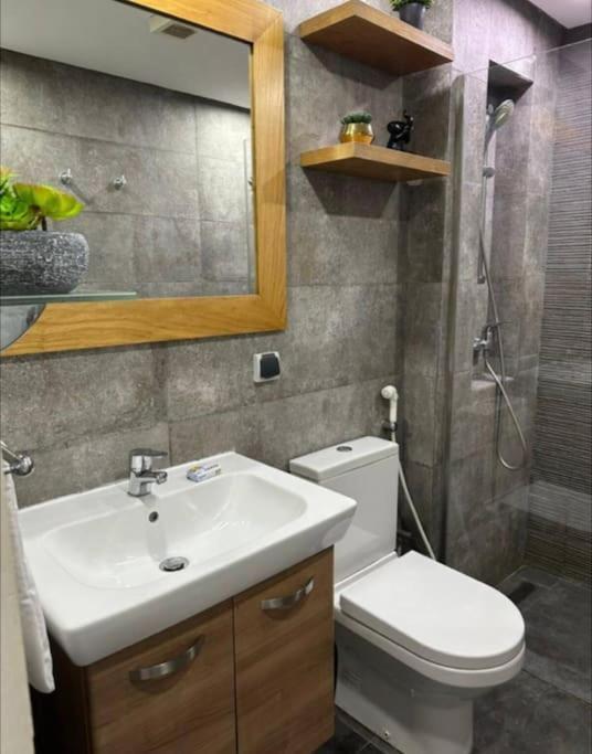 ラバトLuxurious 3 Beds Agdalアパートメント エクステリア 写真